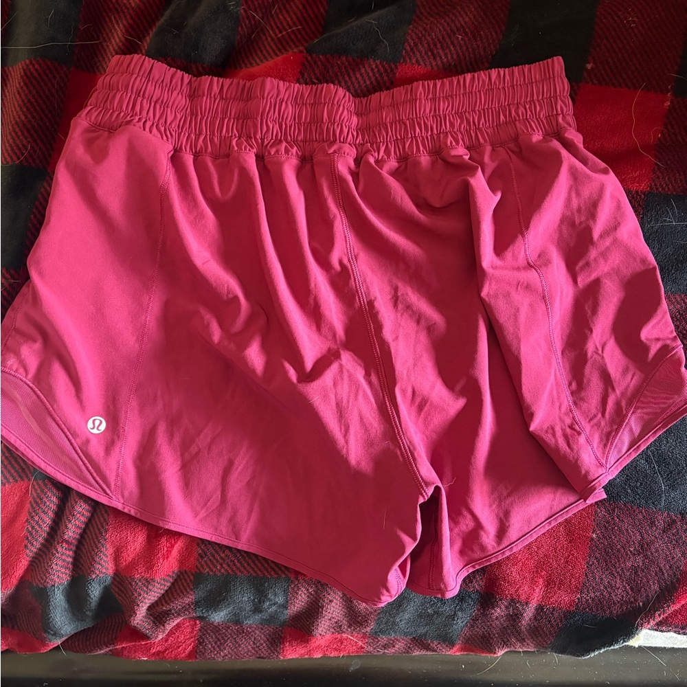 Hotty hot HR 4” lululemon - Picture 3 of 5